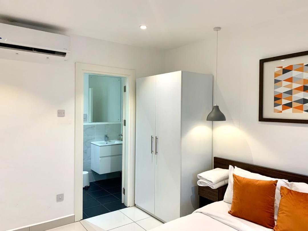 One Bedroom Apartment At A Embassy Gardens Cantonments Akra Dış mekan fotoğraf