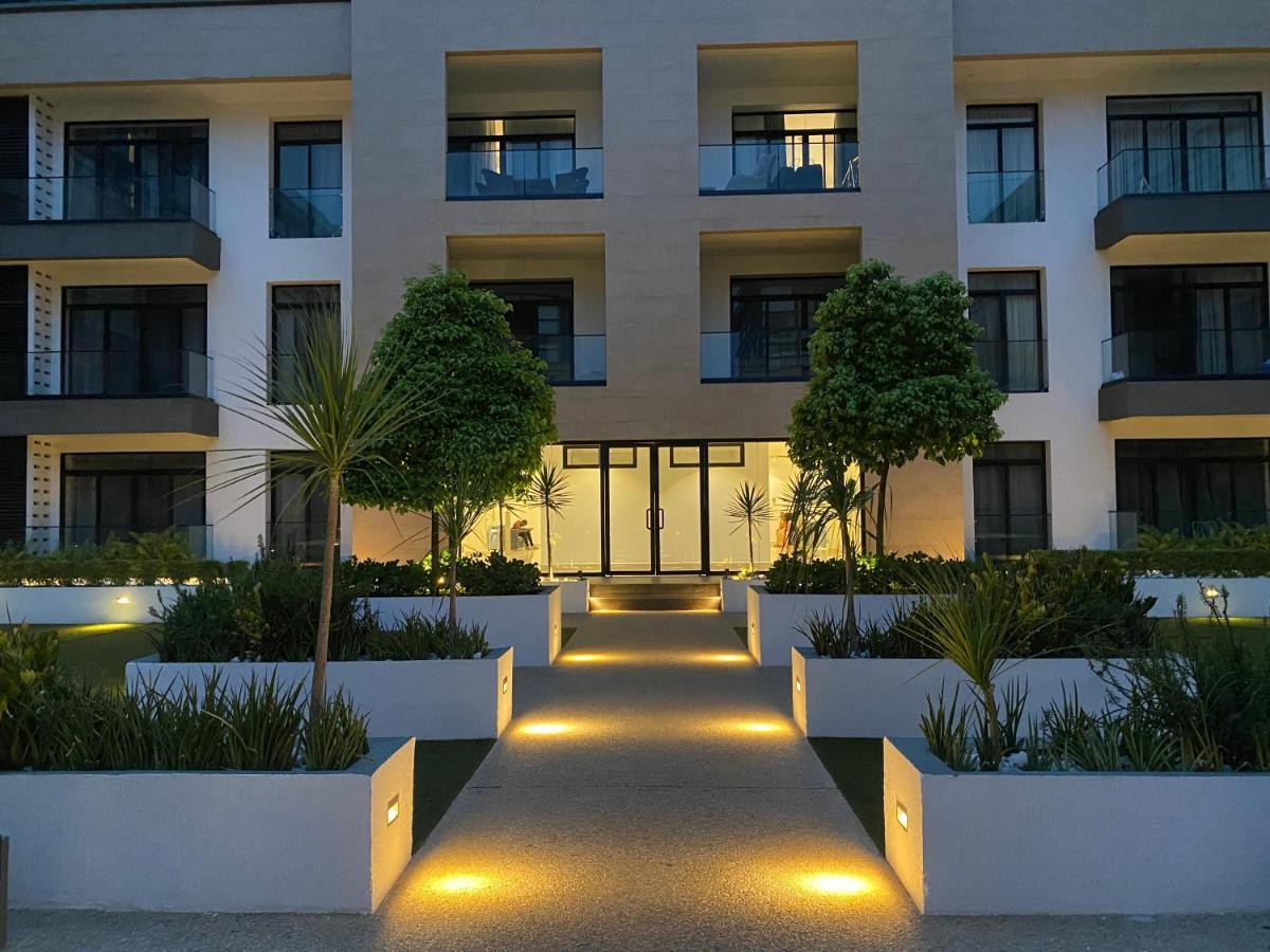 One Bedroom Apartment At A Embassy Gardens Cantonments Akra Dış mekan fotoğraf