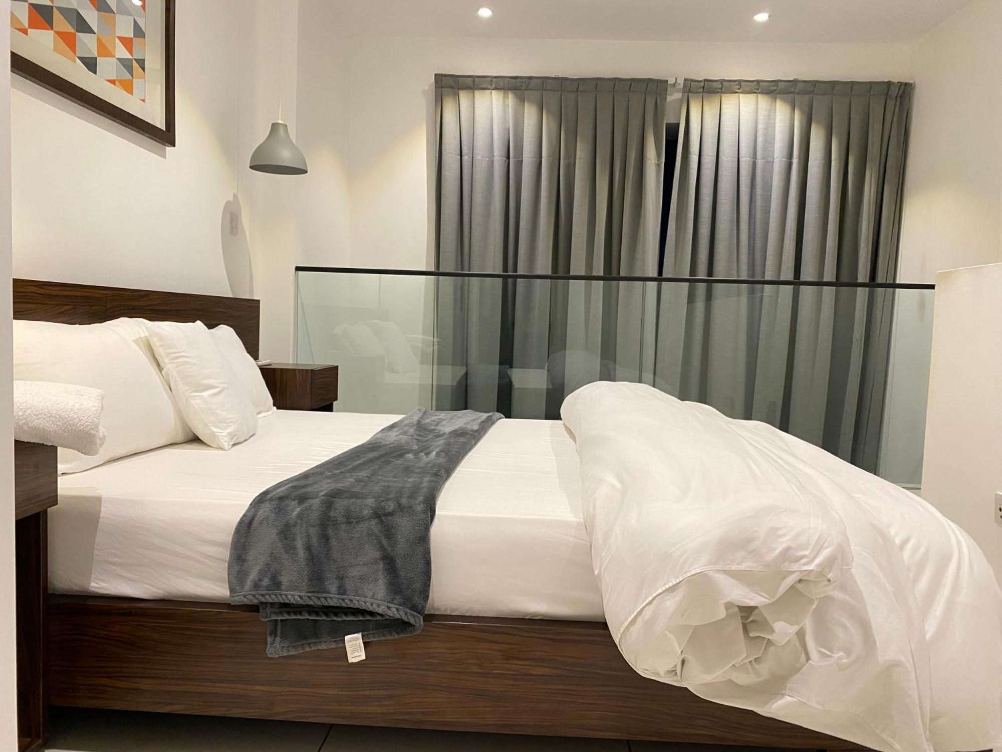 One Bedroom Apartment At A Embassy Gardens Cantonments Akra Dış mekan fotoğraf